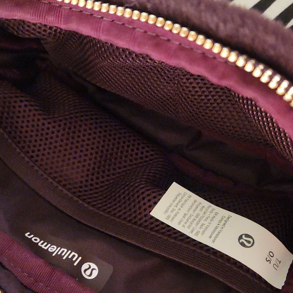 Everwhere Belt Bag 1L - Picture 5 of 11